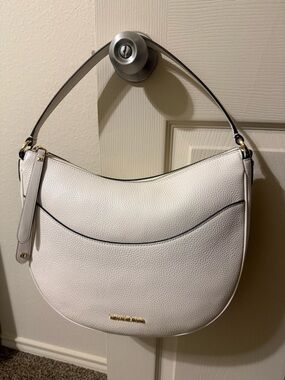 Michael Kors White Pebbled Shoulder Hobo